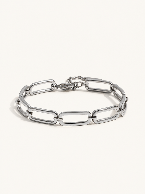 Estelle Chain Bracelet — Paperclip Silver clean variant image
