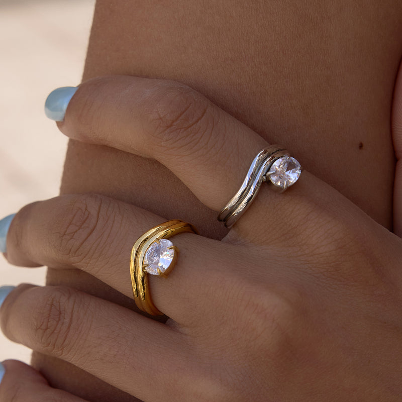 Diane Double Wave Crystal Ring – Silver