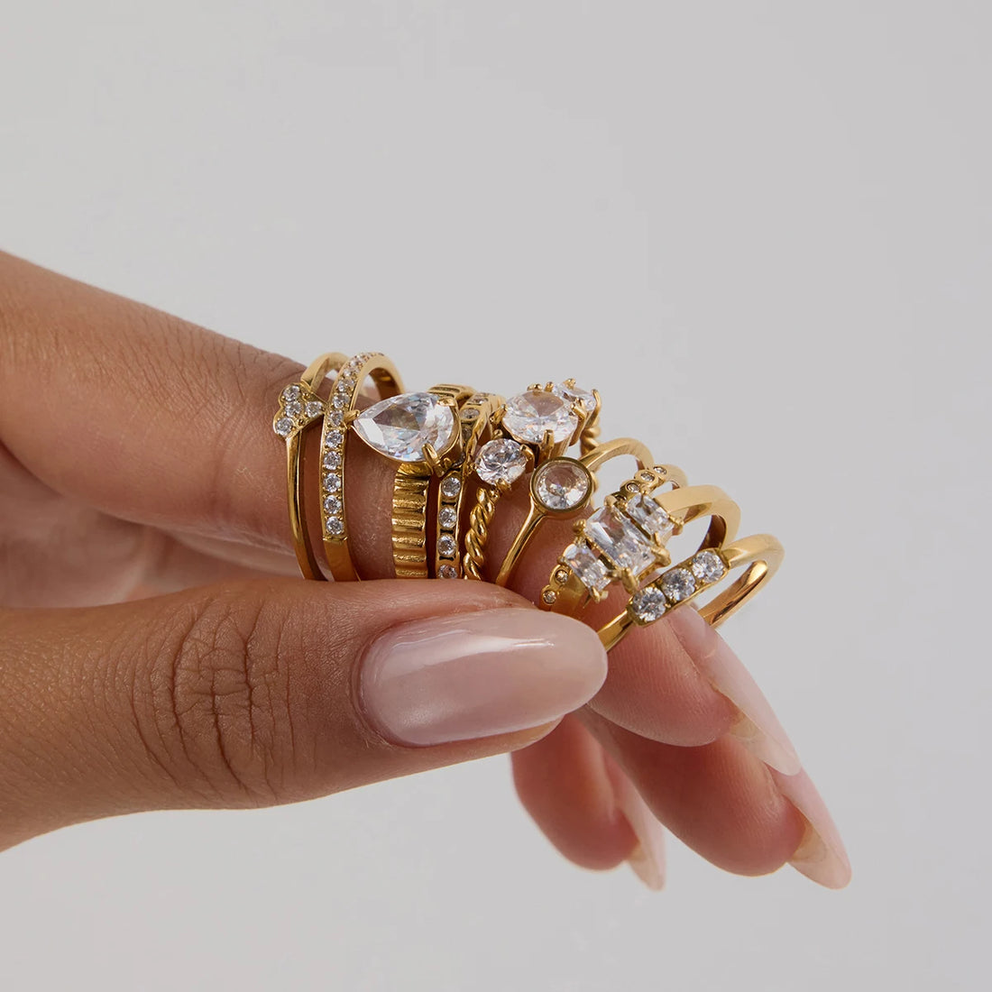 Belle Openwork Zirconia Ring