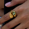 Perle Shell Drop Ring