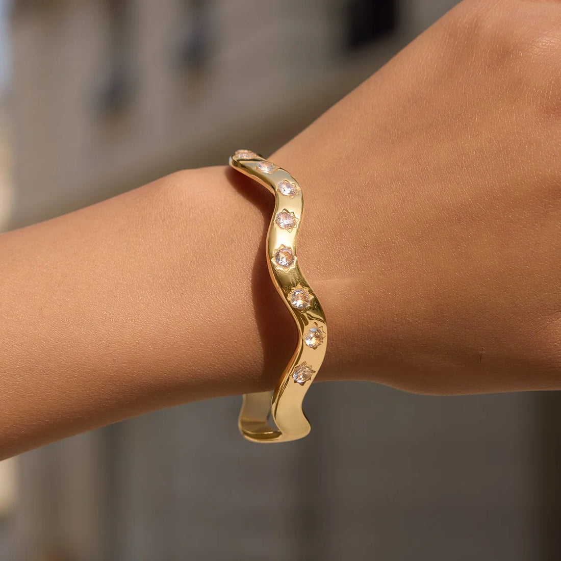 Eva Crystal Wave Bangle