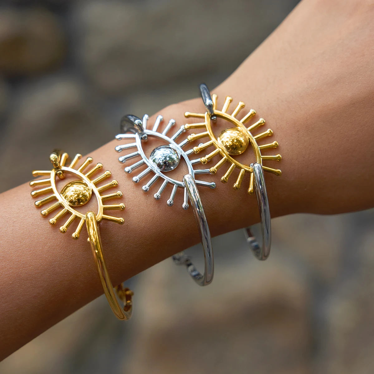 MACAJE Opaline Talisman Bangle