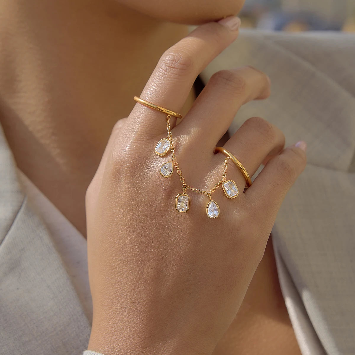 Soleil Zircon Tassel Ring