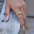 Vague Wave Zirconia Ring