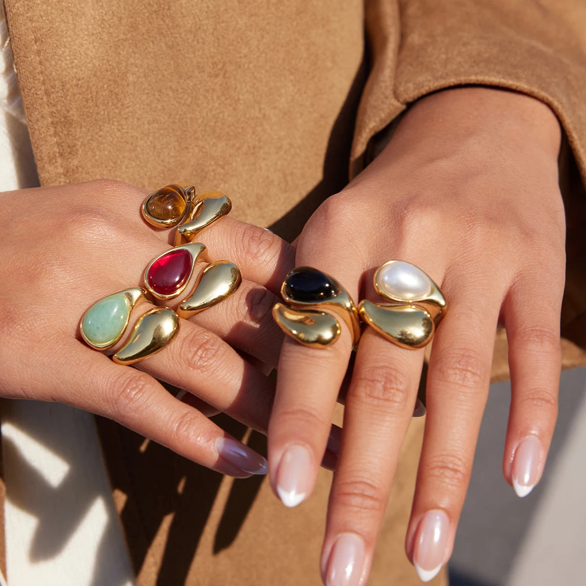 Goutte Natural Stone Wrap Ring close-up detail – Macaje waterproof ring