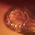 MACAJE Florine Drop Bangle