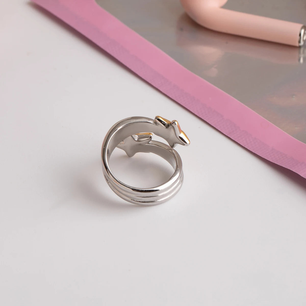 Etoile Hammered Star Ring