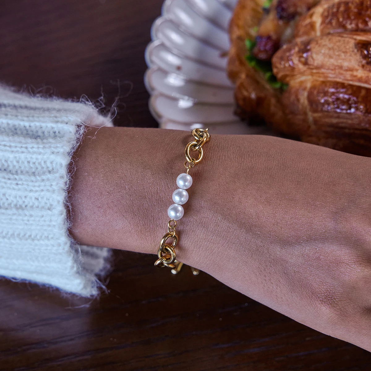 Reverie Bow Bracelet
