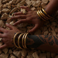 MACAJE Velours Bangle