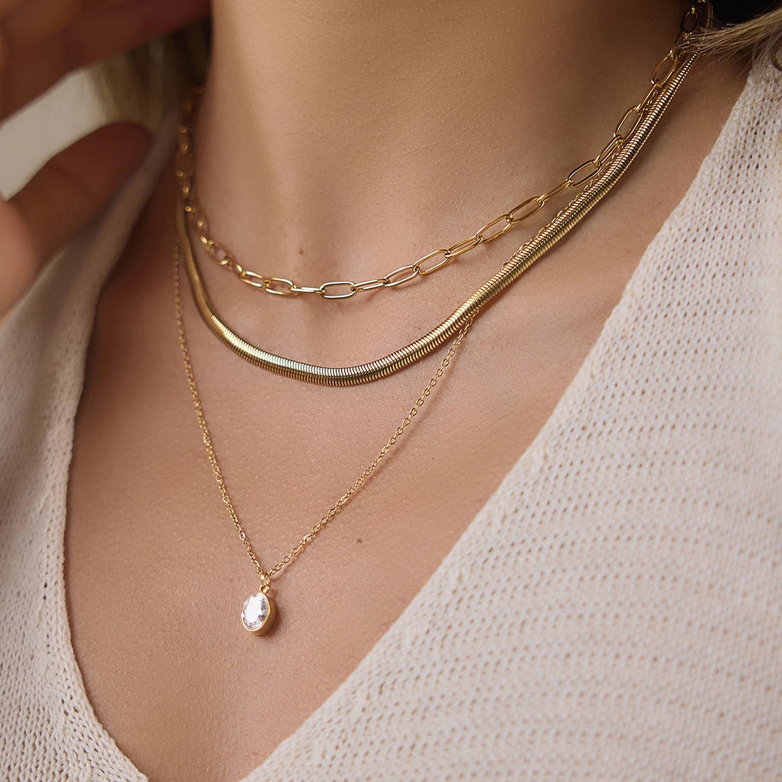 Emilie Multilayer Oval Necklace