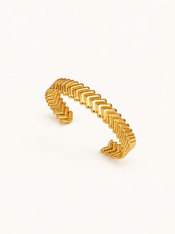 Cadence Chevron Cuff Bangle — Gold