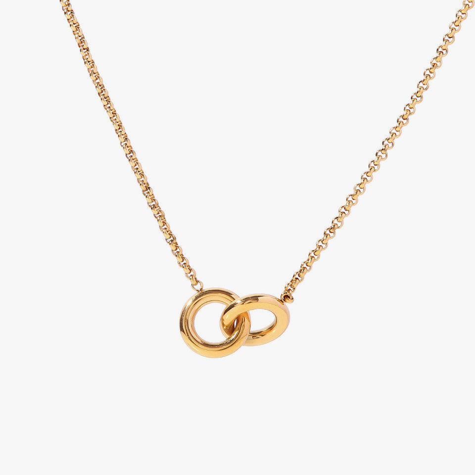 Jeanne Pendant Necklace