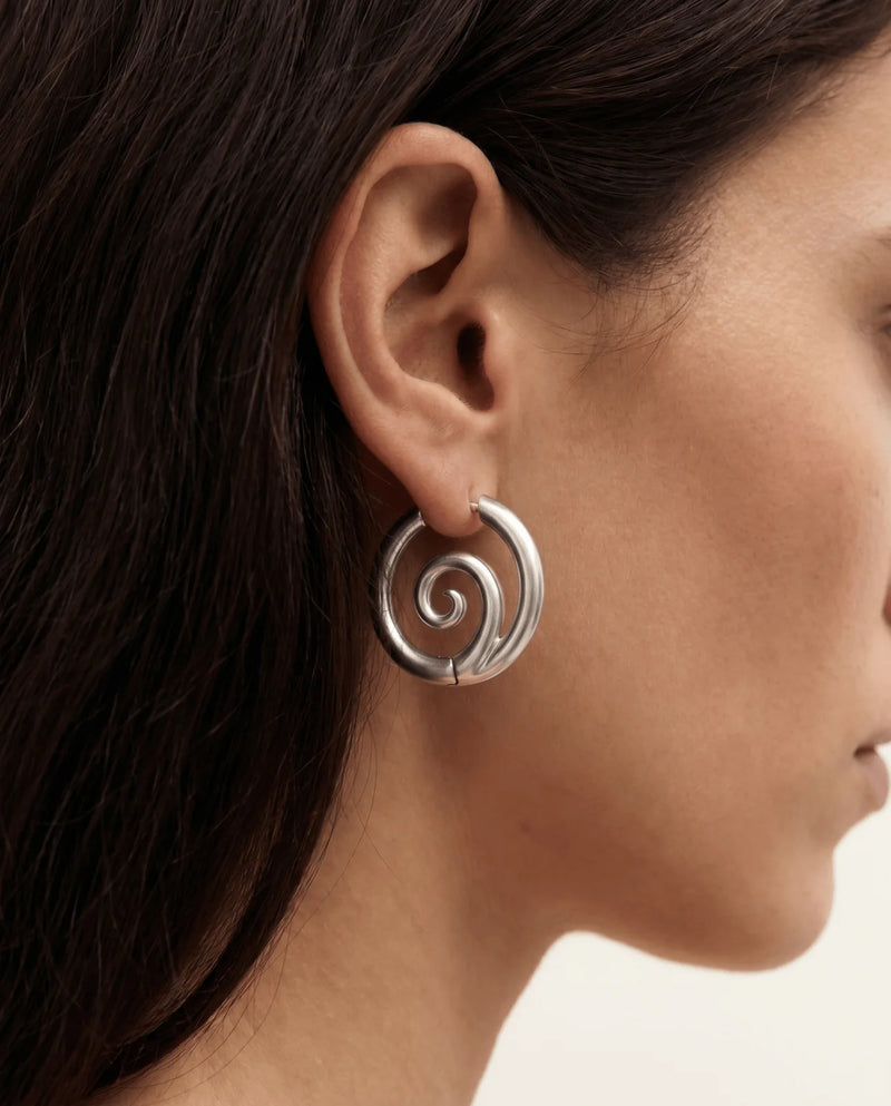 Albane Spiral Hoop Earrings – Silver